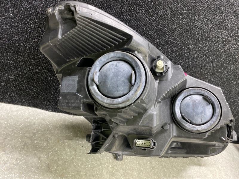 Фара левая ESCAPE 19 - 2020 C15FDOS