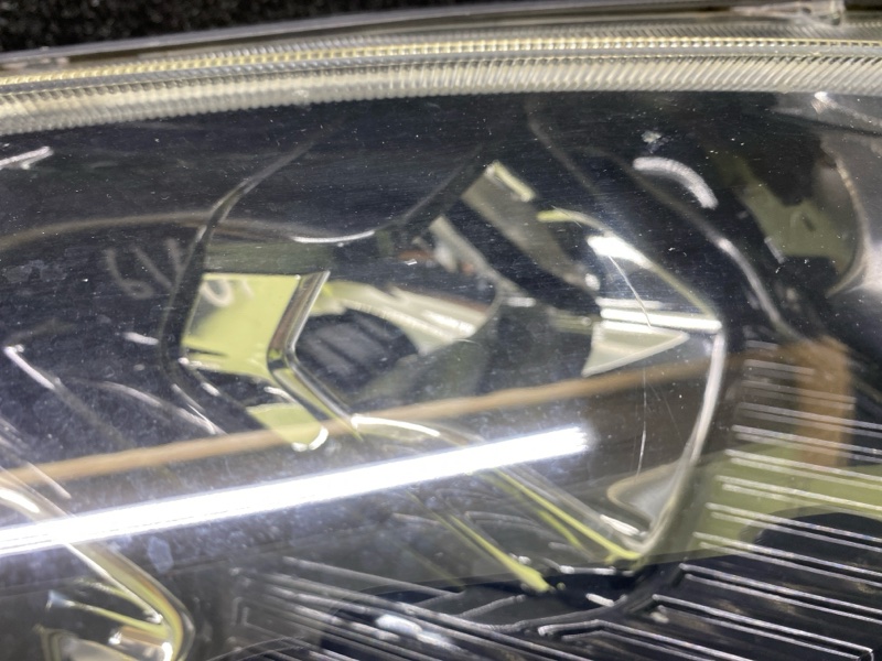 Фара правая ESCAPE 19 - 2020 C15FDOS