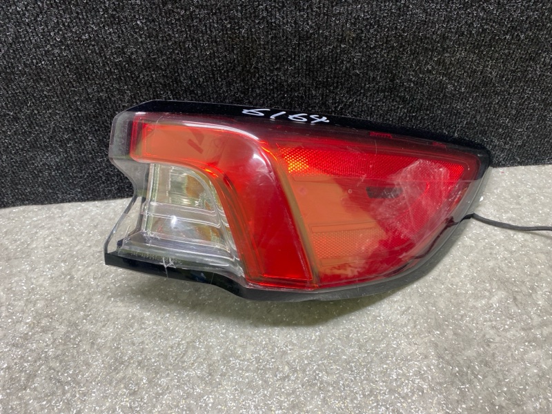 Фонарь наружный правый FORD ESCAPE 19 - 2020 C15FDOS LJ6Z-13404-A Б/У