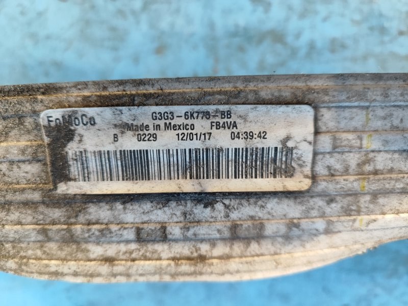 Радиатор интеркулера FUSION 14- 2.7 twin turbo Радиатор интеркулера FUSION 14- 2.7 twin turbo