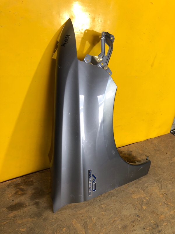 Крыло переднее правое OUTLANDER GF 12-