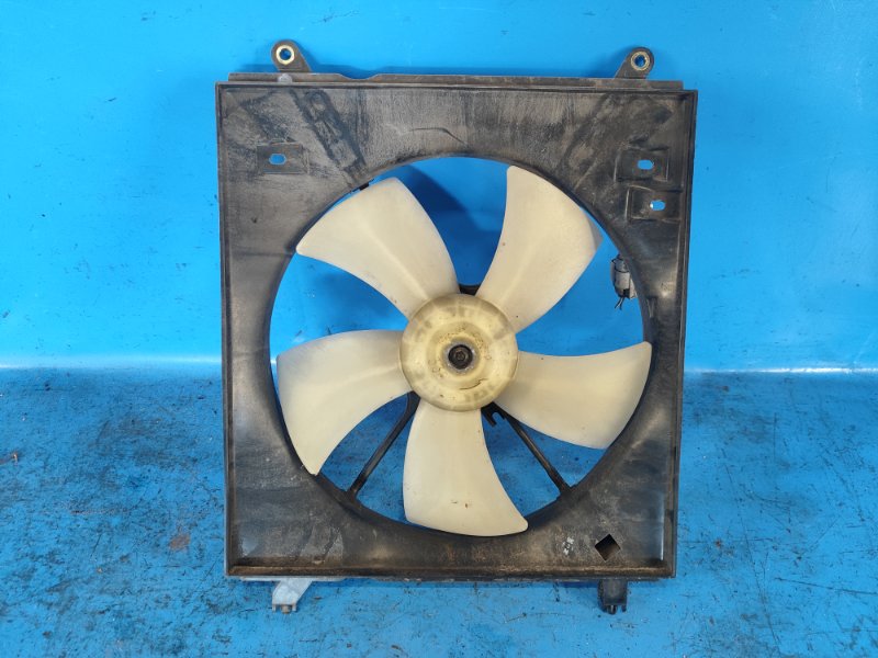 Диффузор вентилятора основного радиатора TOYOTA CAMRY 20 96-02 1671174611 Б/У