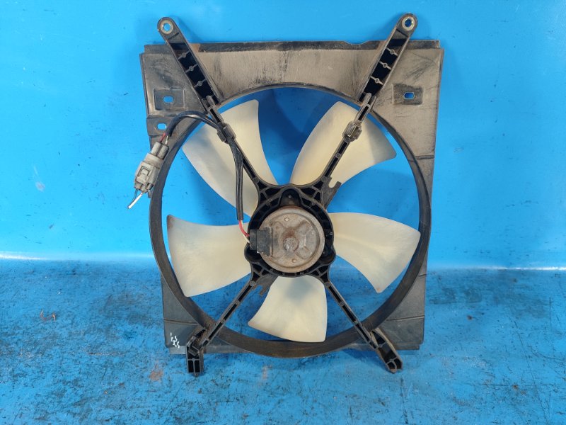 Диффузор вентилятора основного радиатора CAMRY 20 96-02