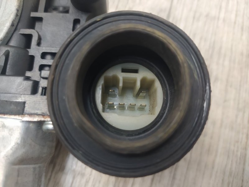 Стеклоподъемник передний правый SOLARA 03-09 Стеклоподъемник передний правый SOLARA 03-09