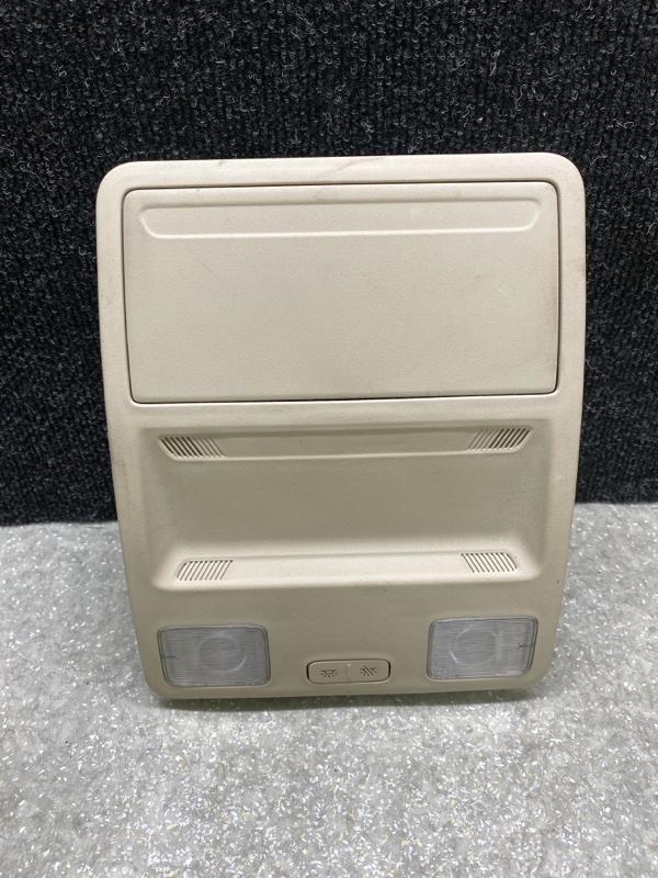 Плафон салона передний FORD ESCAPE 19 - 2020 C15FDOS LJ6Z-58519A70-AA Б/У