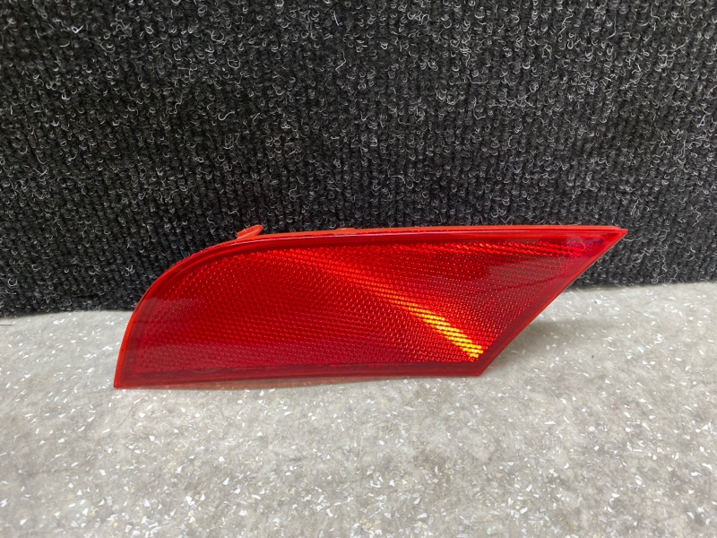 Катафот R правый FORD ESCAPE 19 - 2020 C15FDOS LJ6Z-13A565-A Б/У