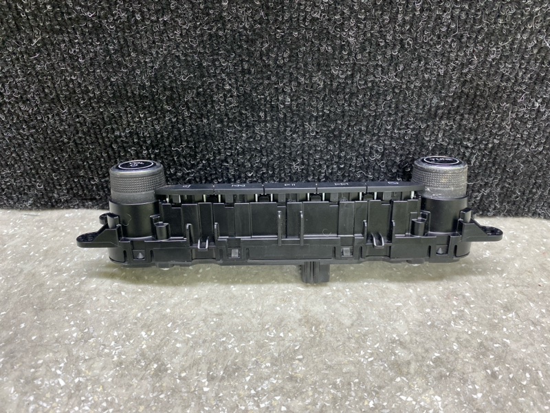 Блок управления мультимедиа ESCAPE 19 - 2020 C15FDOS