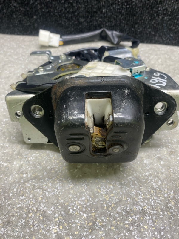 Замок крышки багажника ESCAPE 12-19 2014 T20HDTX