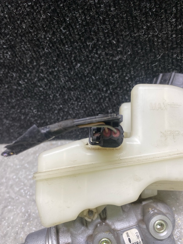 Главный тормозной цилиндр ESCAPE 19 - 2020 C15FDOS