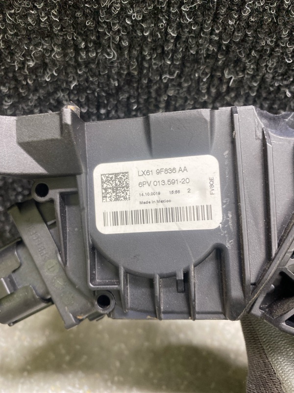 Педаль газа ESCAPE 19 - 2020 C15FDOS Педаль газа ESCAPE 19 - 2020 C15FDOS