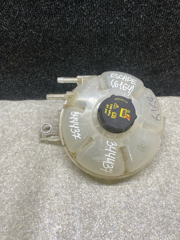 Бачок расширительный FORD ESCAPE 19 - 2020 C15FDOS LX6Z-8A080-A Б/У