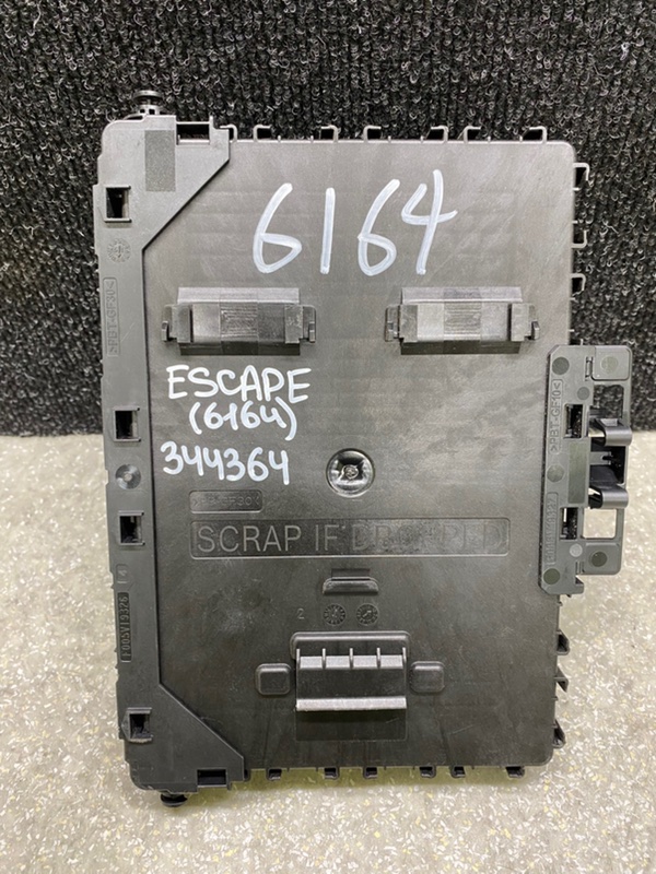 Блок предохранителей салон ESCAPE 19 - 2020 C15FDOS