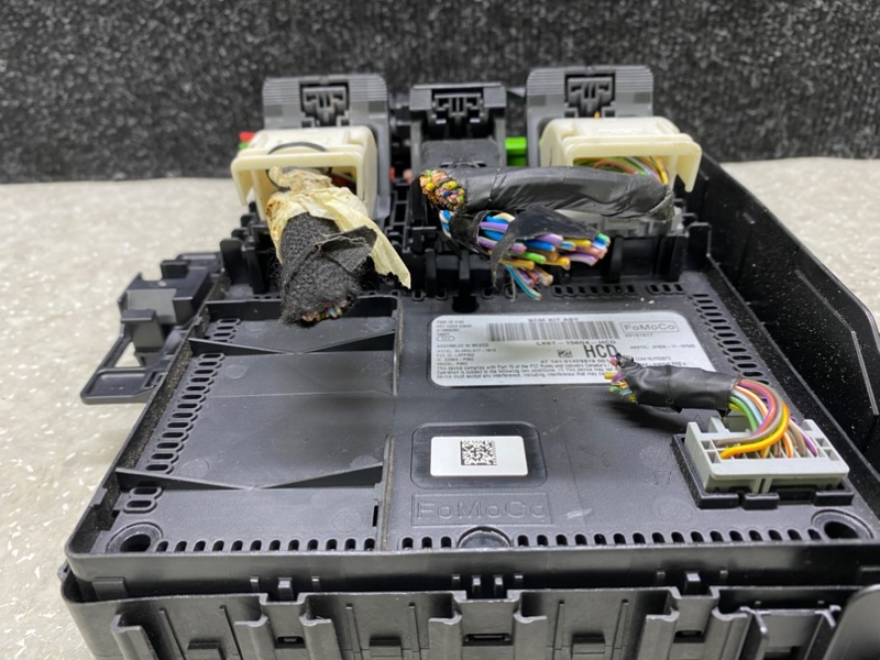 Блок предохранителей салон ESCAPE 19 - 2020 C15FDOS