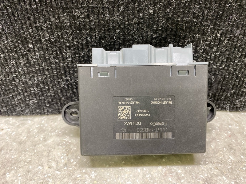 Запчасть блок комфорта передний правый FORD FUSION 14- 2019 C20EDEF JU5Z-14B291-F Б/У Блок комфорта передний правый FORD FUSION 14- 2019 C20EDEF JU5Z-14B291-F Б/У