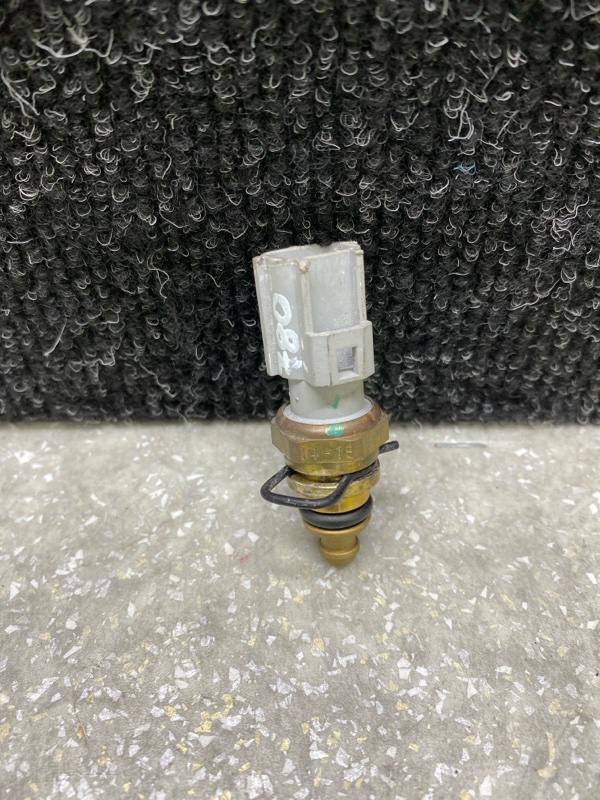 Датчик температуры охлаждающей жидкости FORD FUSION 14- 2019 C20EDEF 3L8Z-12A648-A Б/У