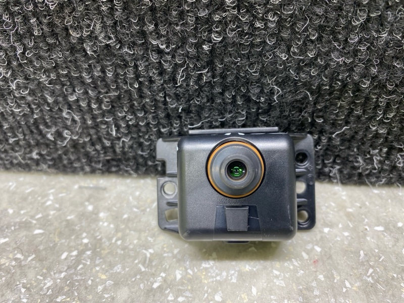 Камера переднего вида FORD FUSION 14- 2019 C20EDEF HU5Z-17700-N Б/У