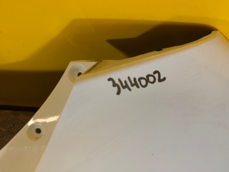 Бампер задний LEAF 18-