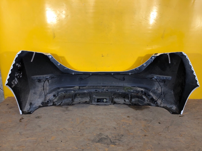 Бампер задний LEAF 18-