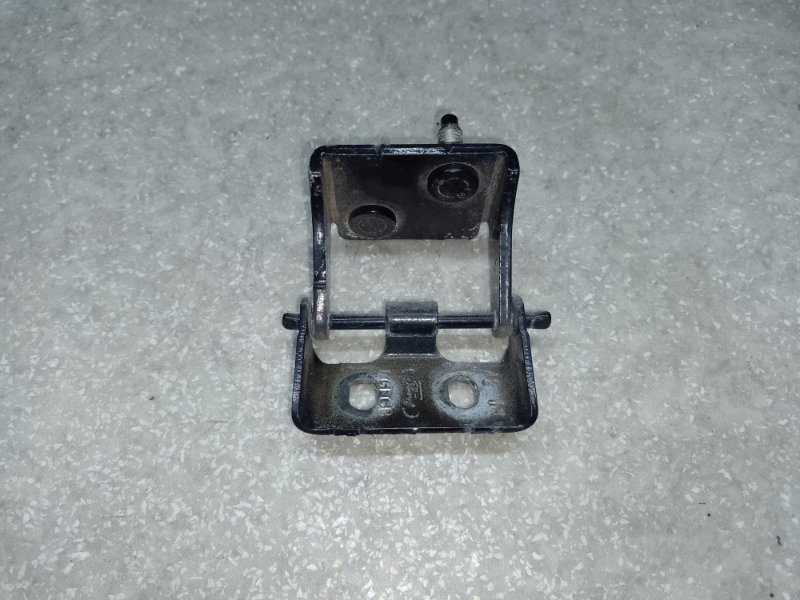 Петля крышки багажника левая FORD FOCUS 10-18 C20HDTX 2.0L EcoBoost