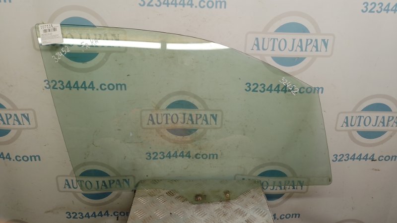 Запчасть стекло двери переднее правое MAZDA PREMACY 98-03 CB02-58-511A Б/У Стекло двери переднее правое MAZDA PREMACY 98-03 CB02-58-511A Б/У