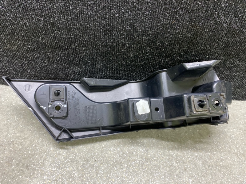 Кронштейн заднего бампера левый FUSION 14- 2019 C20EDEF