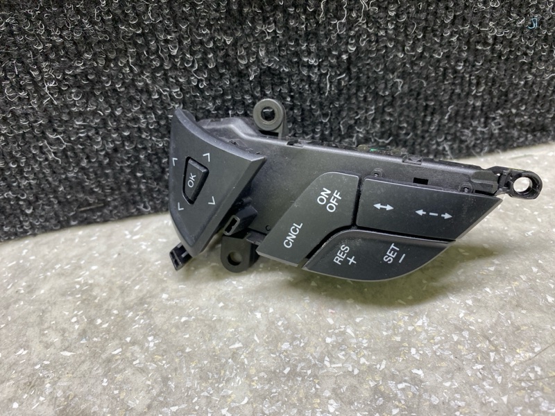 Кнопки на руль левые FORD FUSION 14- 2019 C20EDEF HG9Z-9C888-BB Б/У