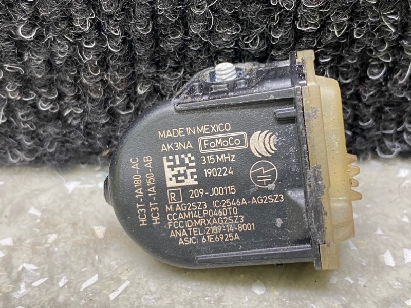 Датчик давления в шинах FORD FUSION 14- 2019 C20EDEF HC3Z-1A189-A Б/У