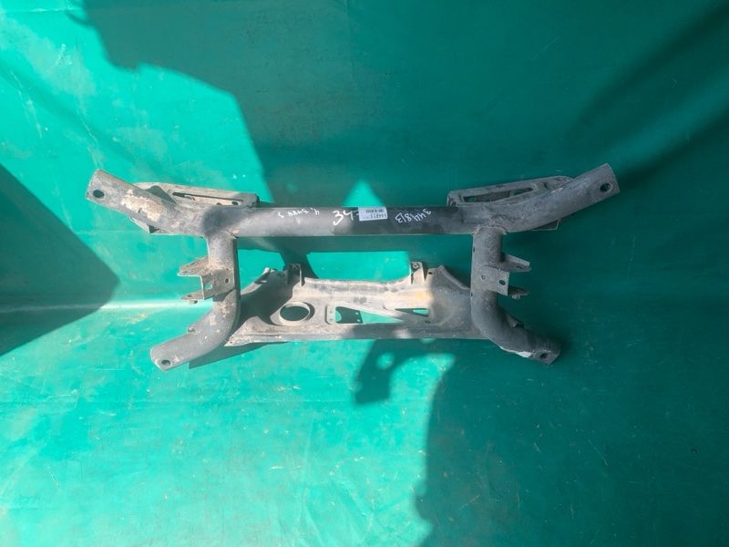 Запчасть балка задней подвески JEEP PATRIOT 10-17 2016 2.0 ECN 68211933AB Б/У Балка задней подвески JEEP PATRIOT 10-17 2016 2.0 ECN 68211933AB Б/У