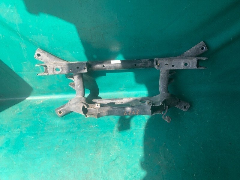 Балка задней подвески PATRIOT 10-17 2016 2.0 ECN Балка задней подвески PATRIOT 10-17 2016 2.0 ECN