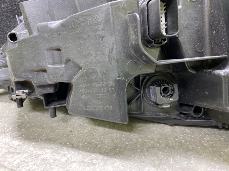 Фара левая FUSION 14- 2019 C20EDEF