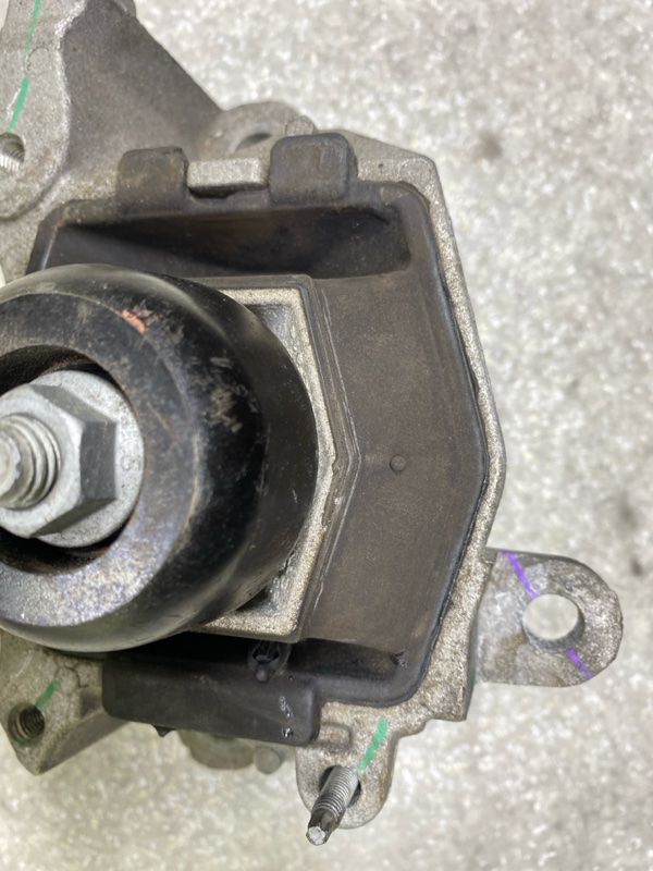 Подушка АКПП FUSION 14- 2019 C20EDEF