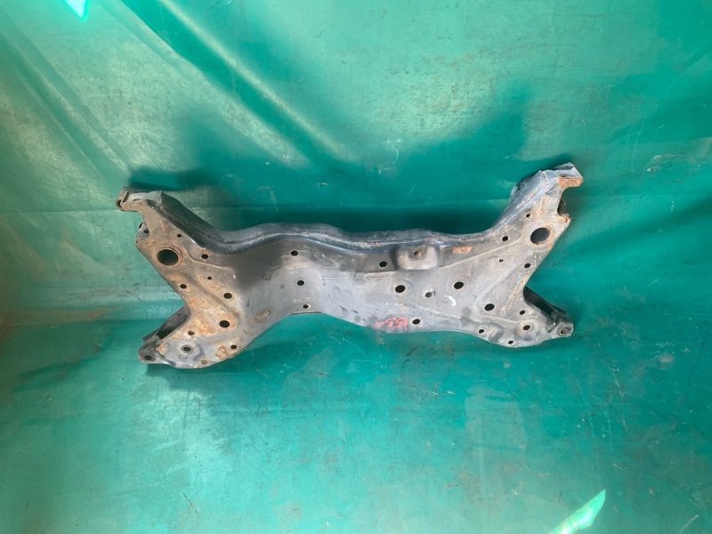 Балка передней подвески OUTLANDER XL 05-13 2007 3.0 6B31