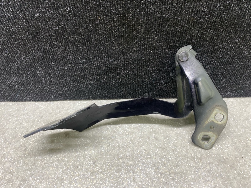 Петля капота правая FUSION 14- 2019 C20EDEF Петля капота правая FUSION 14- 2019 C20EDEF