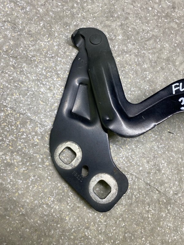 Петля капота правая FUSION 14- 2019 C20EDEF Петля капота правая FUSION 14- 2019 C20EDEF