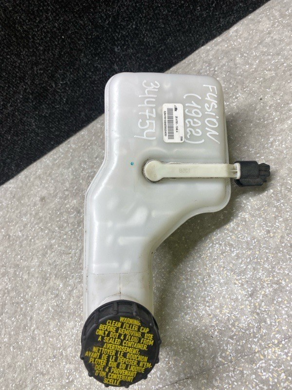 Главный тормозной цилиндр FORD FUSION 14- C20EDEF