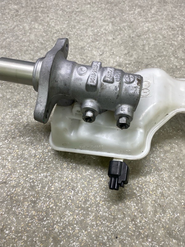 Главный тормозной цилиндр FUSION 14- 2019 C20EDEF