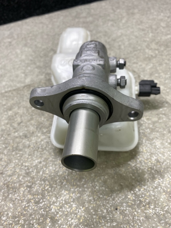 Главный тормозной цилиндр FUSION 14- 2019 C20EDEF