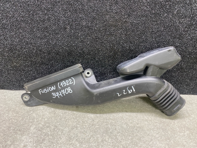 Воздухозаборник FORD FUSION 14- 2019 C20EDEF DG9Z-9C675-C Б/У