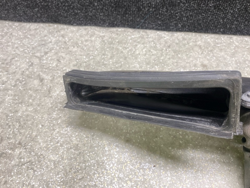 Воздухозаборник FUSION 14- 2019 C20EDEF