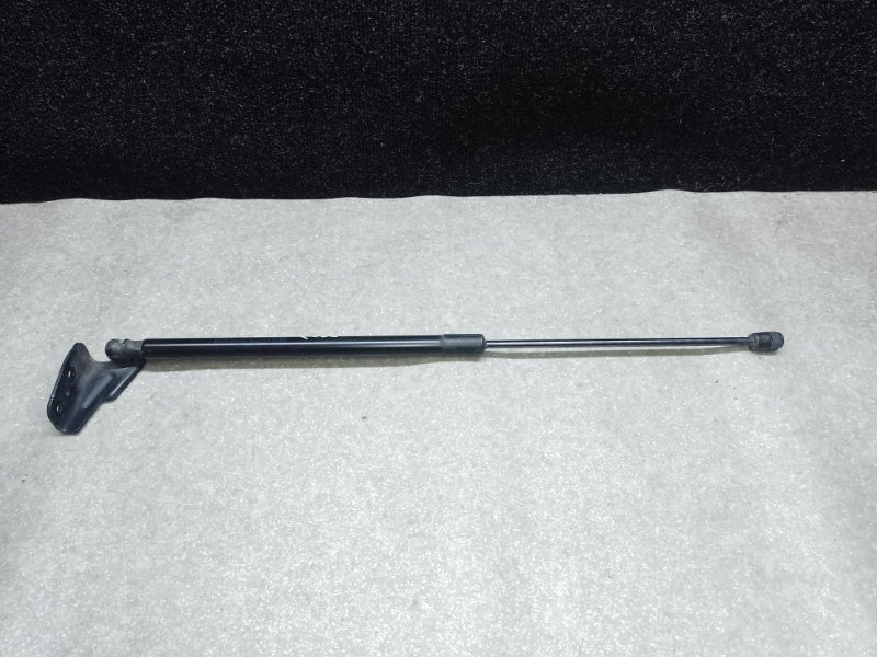 Амортизатор крышки багажника правый FORD FOCUS 10-18 2016 C20HDTX 2.0L EcoBoost CP9Z-58406A10-B Б/У