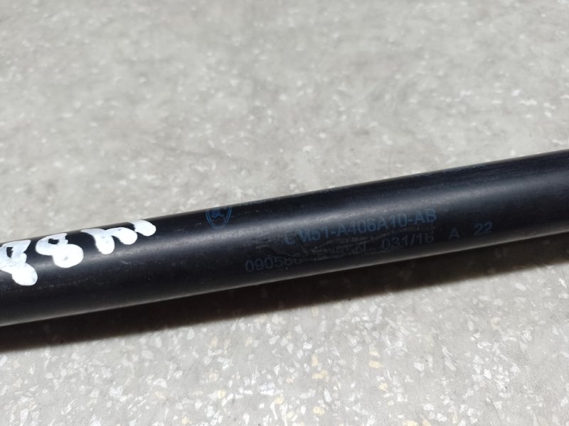 Амортизатор крышки багажника правый FORD FOCUS 10-18 C20HDTX 2.0L EcoBoost