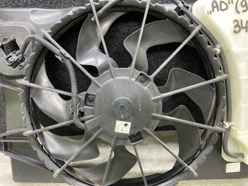 Диффузор вентилятора основного радиатора ELANTRA AD 16- 2017 2.0 G4NH