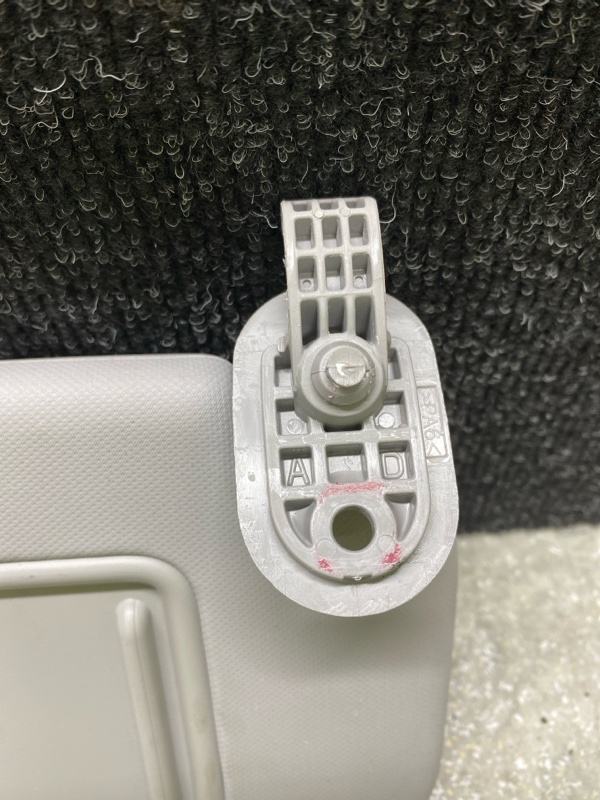 Козырек солнцезащитный правый HYUNDAI ELANTRA AD 16- 2.0 G4NH