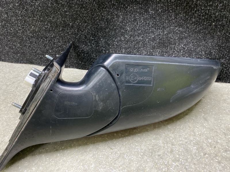 Зеркало правое HYUNDAI ELANTRA AD 16- 2.0 G4NH