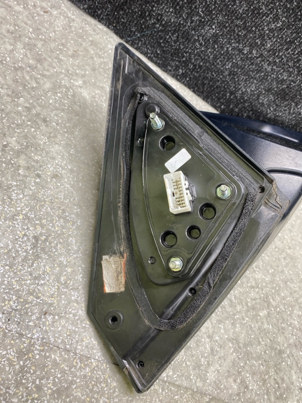 Зеркало правое ELANTRA AD 16- 2017 2.0 G4NH