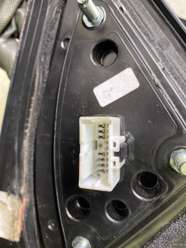 Зеркало правое ELANTRA AD 16- 2017 2.0 G4NH