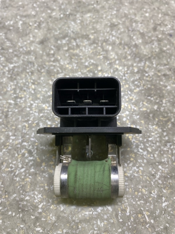 Резистор вентилятора радиатора ELANTRA AD 16- 2017 2.0 G4NH