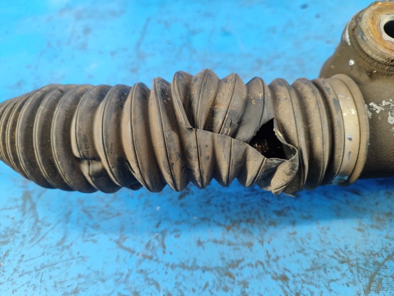 Рулевая рейка SIENNA 11-16 2015 3.5 2GR-FE