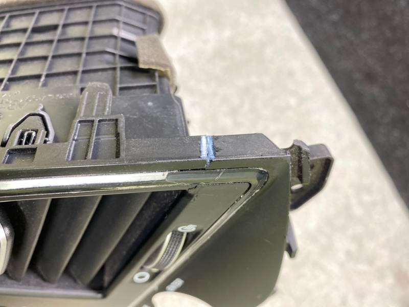 Накладка торпедо под магнитолу ELANTRA AD 16- 2017 2.0 G4NH