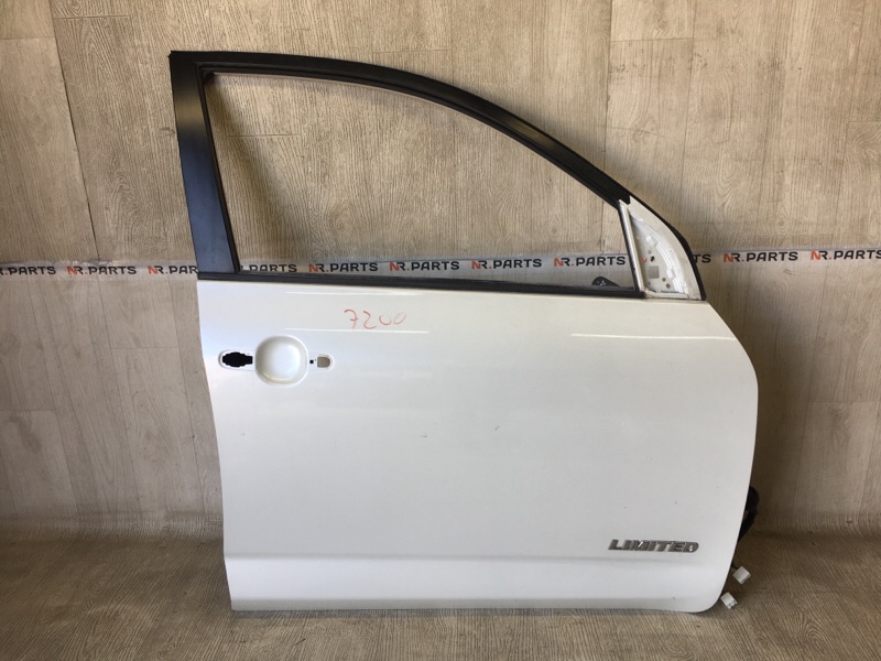 Запчасть дверь передняя правая TOYOTA RAV4 05-12 2006 2.4 2AZFE 67001-42110 Б/У Дверь передняя правая TOYOTA RAV4 05-12 2006 2.4 2AZFE 67001-42110 Б/У